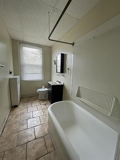 1st image of 1521 W Union St #401