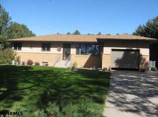 2513 Hilltop Dr, Scottsbluff, NE 69361