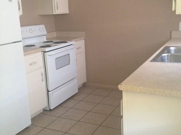 4th image of 408 E Kimball Ave