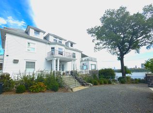 3 Crescent Ave, Cliffside Park, NJ 07010