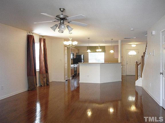 5th image of 8893 Thornton Town Pl