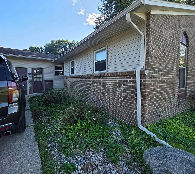 903 N State Rd