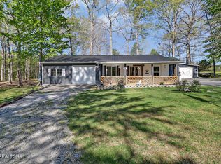 411 Trimmer Ln, Jamestown, TN 38556