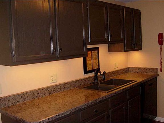4th image of 200 Heroux Blvd Unit 2004