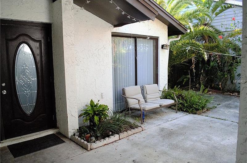 1st image of 11004 Underwood Pl