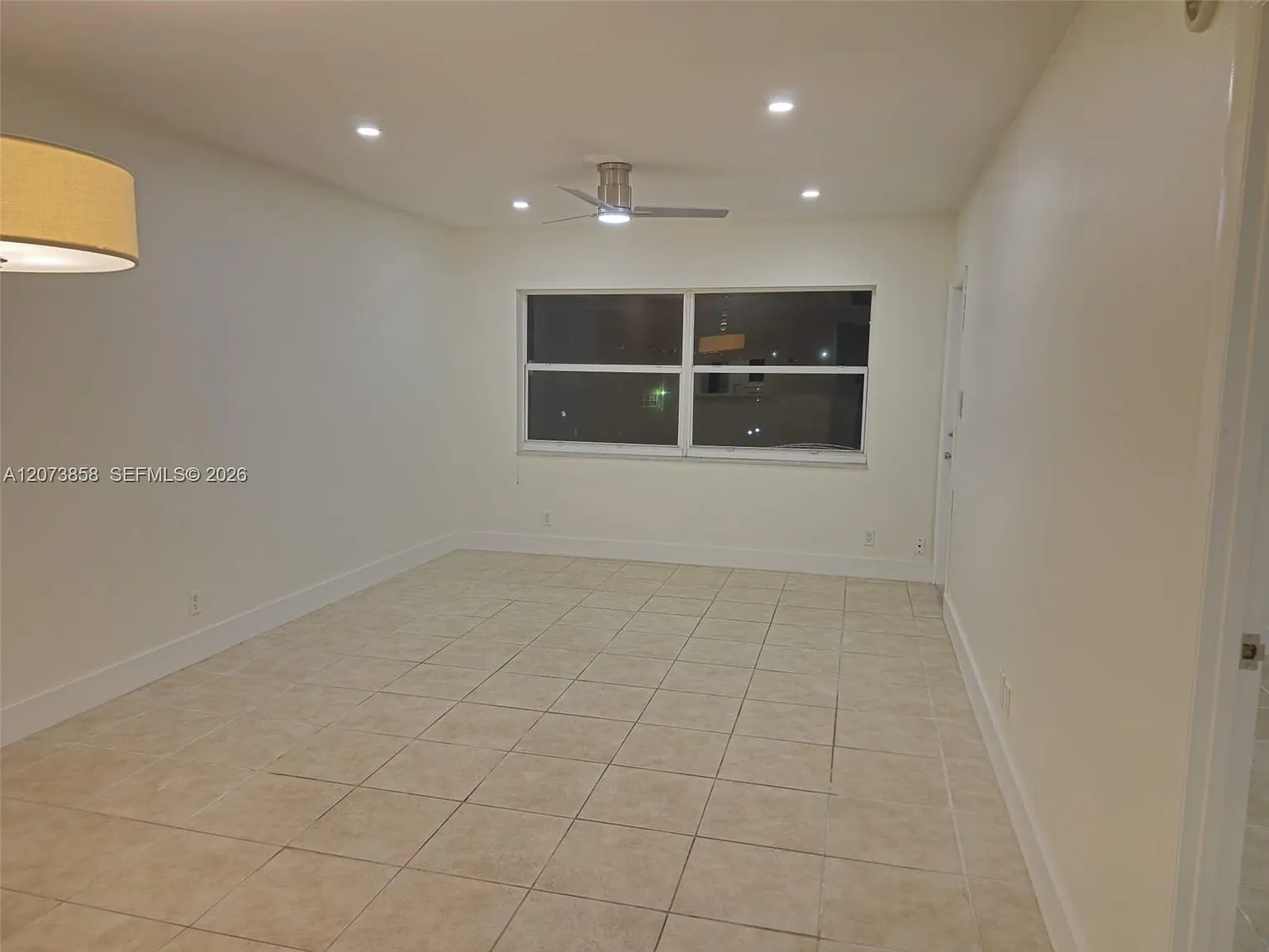 Karisa Gardens Condo — Photo 4
