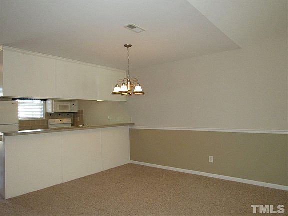 4th image of 91 Fringe Tree Ln