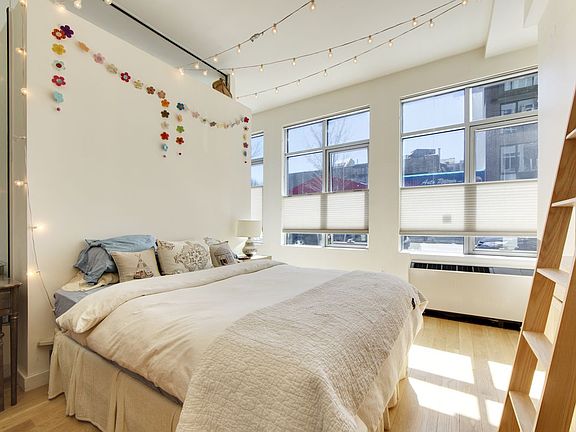 5th image of 101 N 5th St APT 1E