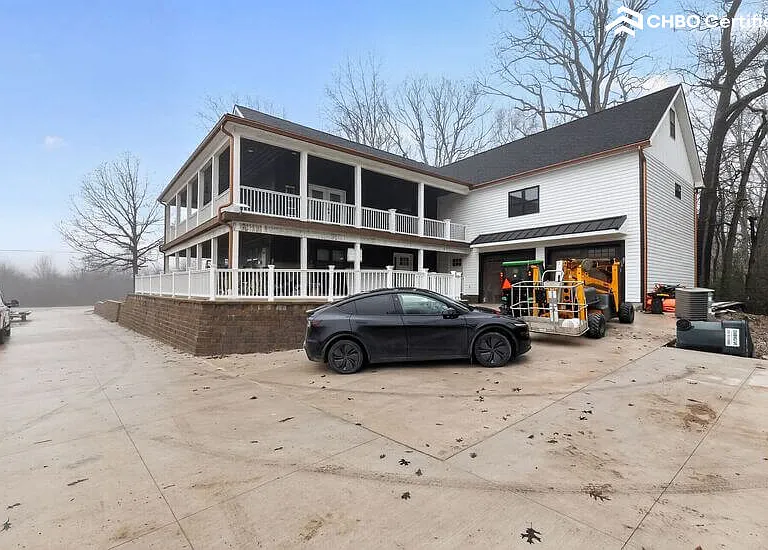 11425 Nine Mile Rd — Photo 8