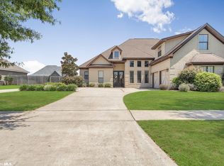 9823 Evanston St, Daphne, AL 36526