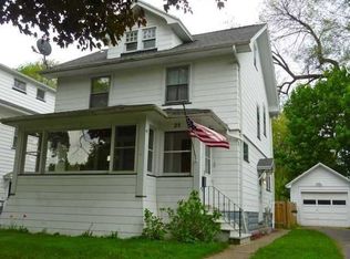 25 Brookfield Rd, Rochester, NY 14610