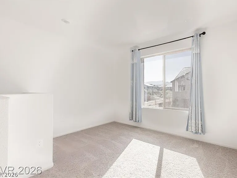 7360 Crown Landing St — Photo 16