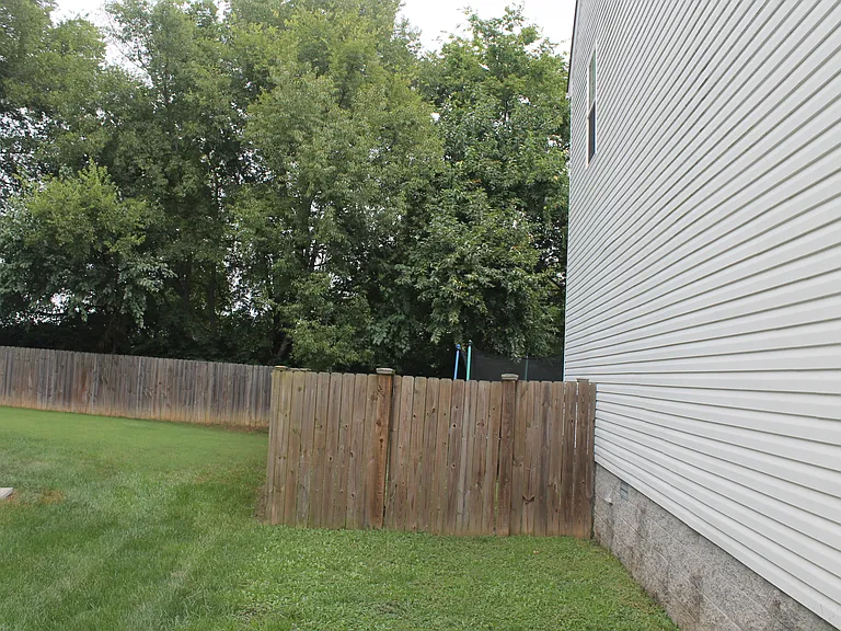 137 Sumner Meadows Ln — Photo 35