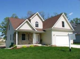 518 Madison St, Crown Point, IN 46307