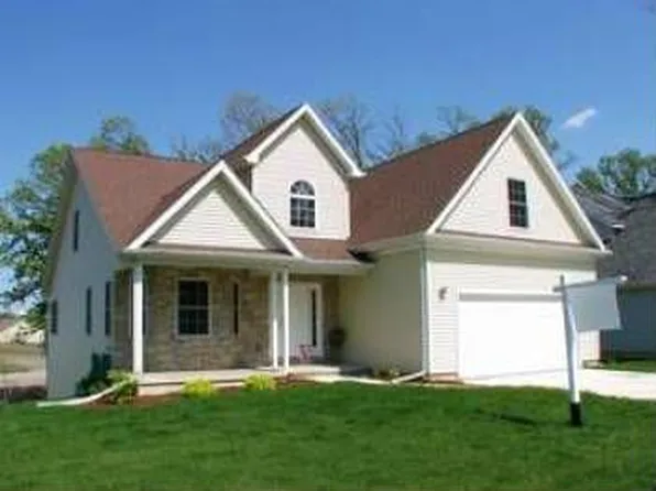 518 Madison St, Crown Point, IN 46307