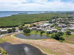 7 Vista Gardens Trl APT 205, Vero Beach, FL 32962