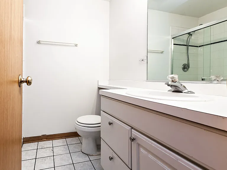 4237 N Kenmore Ave #1N — Photo 9