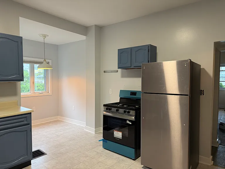 42 Pillsbury St #1 — Photo 3