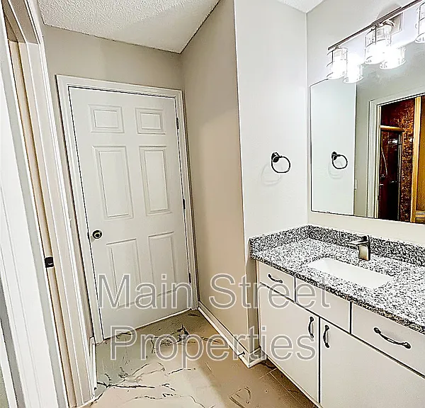 8124 Heirloom Dr — Photo 10