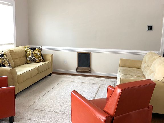 4th image of 4428 Surrey Meadows Dr