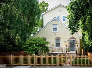 3132 8th St N, Arlington, VA 22201