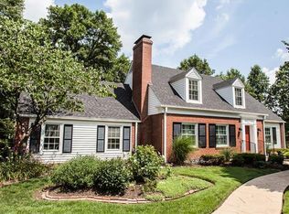 70 Frederick Ln, Saint Louis, MO 63122