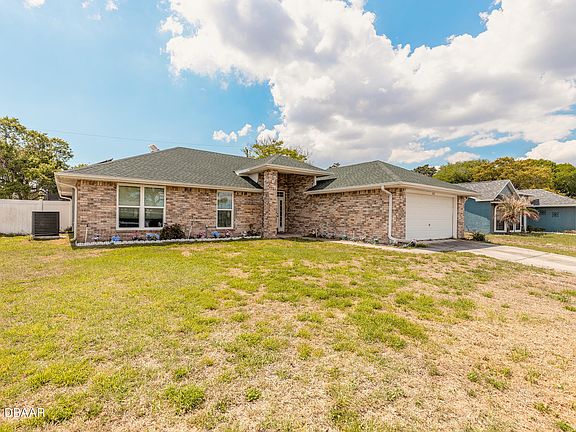 3rd image of 2431 Weatherford Dr