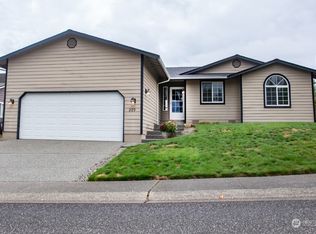 209 Tompkins Pl, Granite Falls, WA 98252