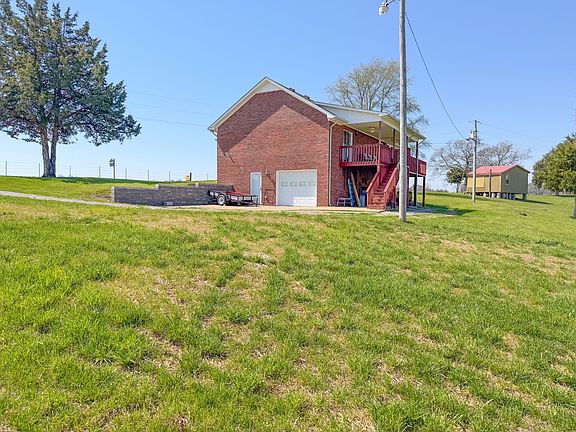 5th image of 410 Ables Ln