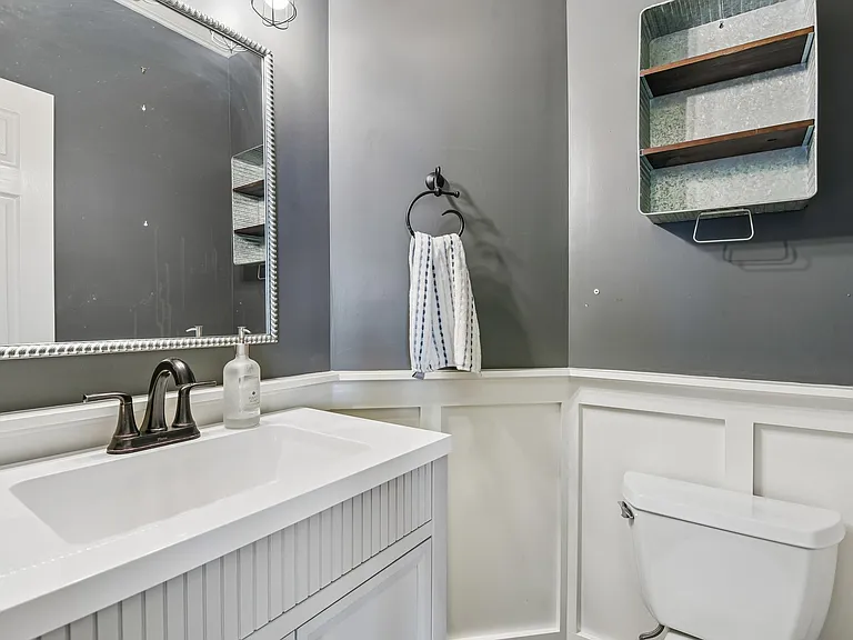 1097 Underwood Rd — Photo 28