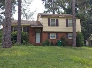 5830 Whitingham Dr, Charlotte, NC 28215