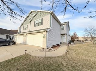 1220 Onyx Ln, Normal, IL 61761