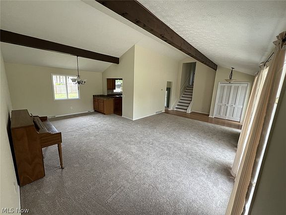 4th image of 947 Pepperwood Dr