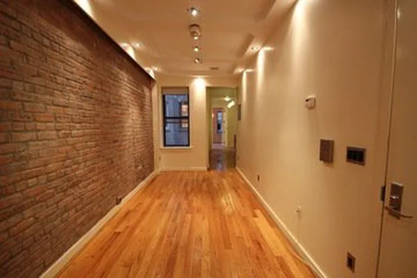 Rented by EXR | media 21