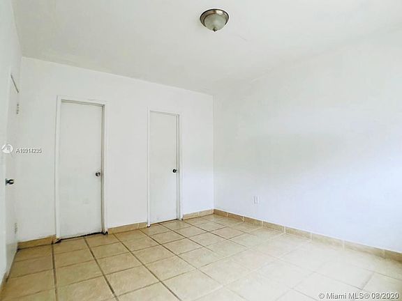 4th image of 12130 NE 8th Ave APT A