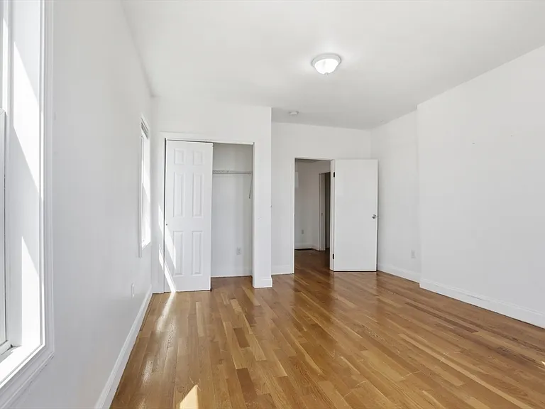 176 Ferry St #3L — Photo 23