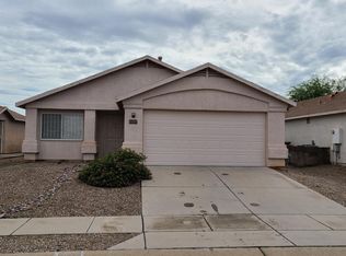 2237 S Saint Suzanne Dr, Tucson, AZ 85713