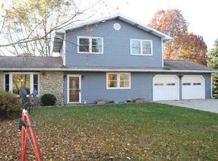 3750 Boyer Rd, Coloma, MI 49038