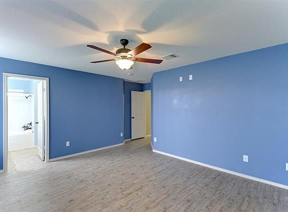 2nd image of 909 Whitley Dr