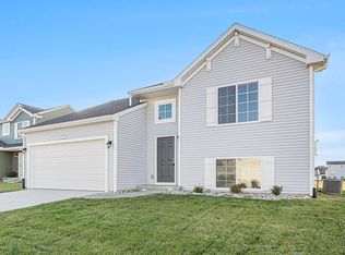 7840 Sierra Dr, Belding, MI 48809