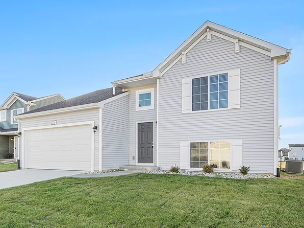 7840 Sierra Dr, Belding, MI 48809