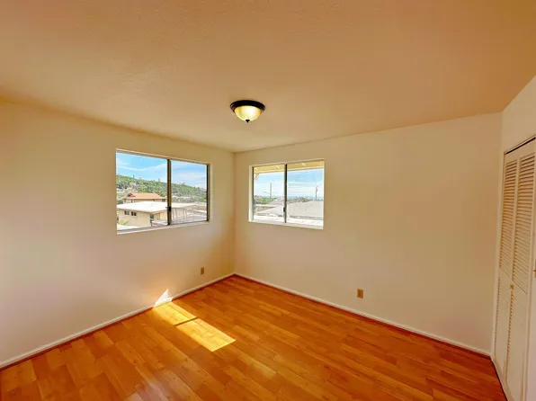 2256 Wilson St, Honolulu, HI 96819