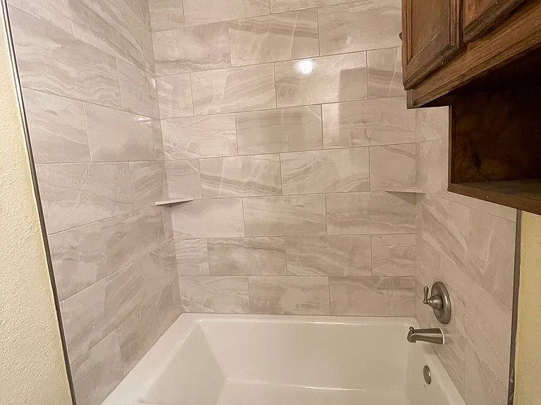 7410 Amherst Dr — Photo 5