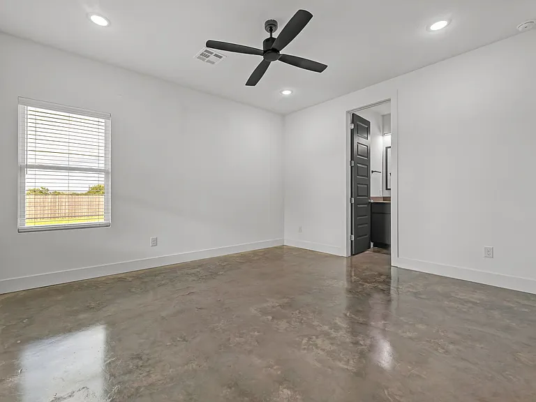 3011 Alpha Wolf Ct — Photo 19
