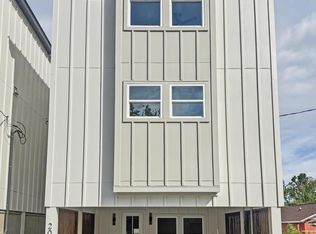 2014 Comstock Ave, North Charleston, SC 29405