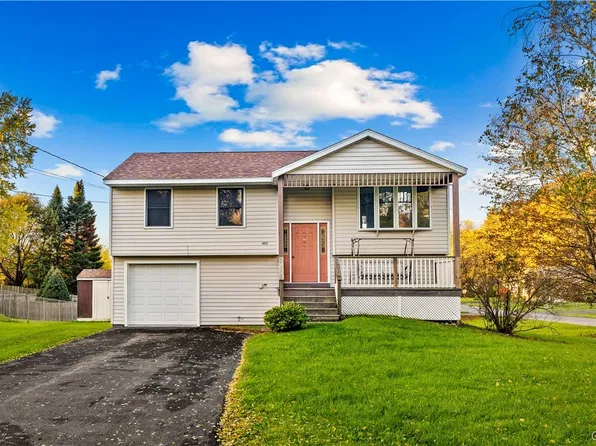 1500 Redwood Ave, Utica, NY 13502