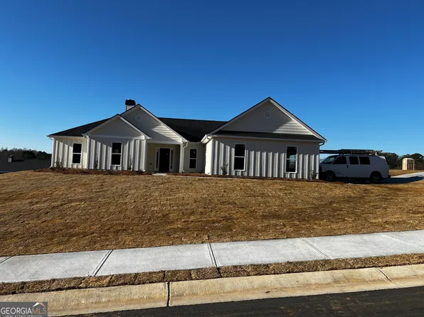 122 Advent Dr, Winder, GA 30680