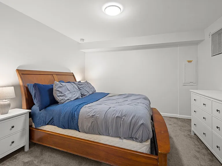 520 Jefferson St NW — Photo 63