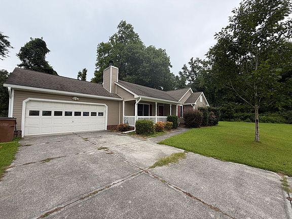3rd image of 717 Mallard Dr