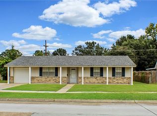 433 Greenwood Dr, La Place, LA 70068